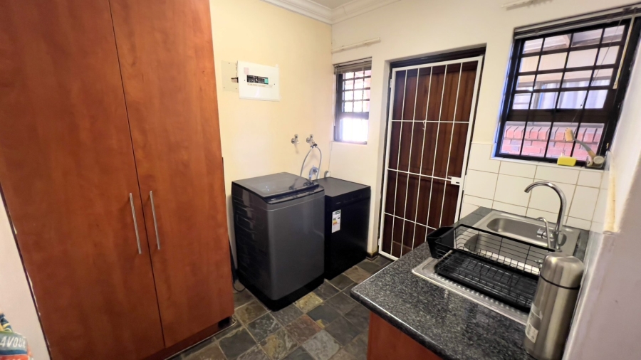 3 Bedroom Property for Sale in Langenhovenpark Free State